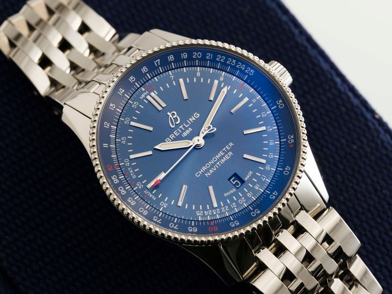 Breitling Navitimer Automatic 41 A17326